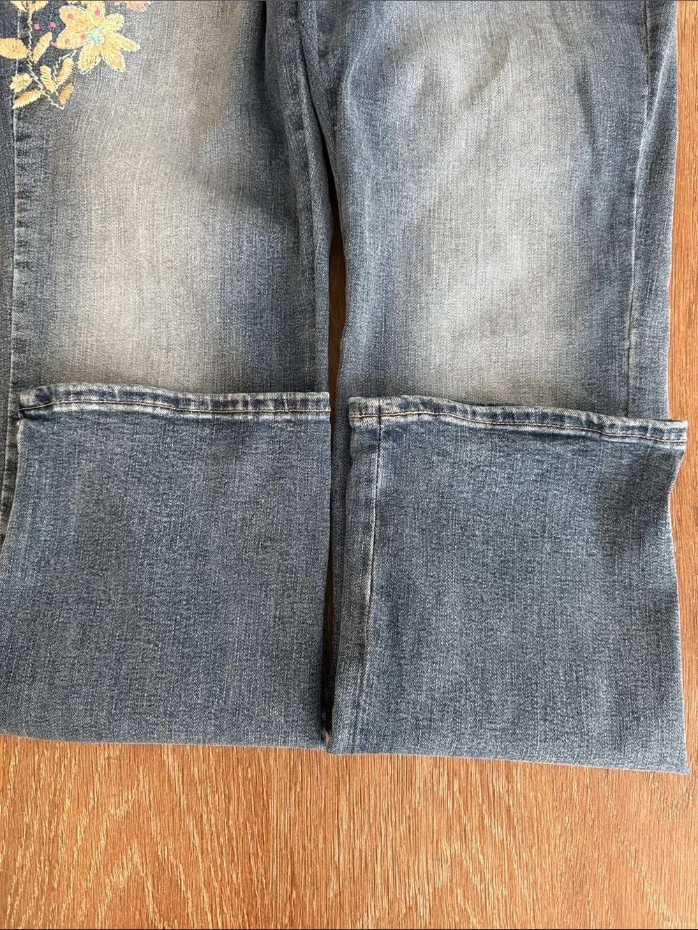 Lucky Brand Medium Blue Straight Jeans with Floral Embroidery